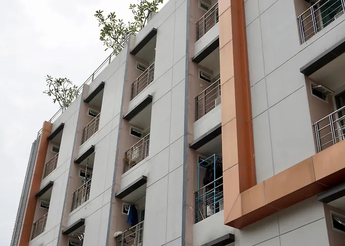 Sathon 15 Close To Bts Skytrain St Louis & Surasak Apartamento Bangkok
