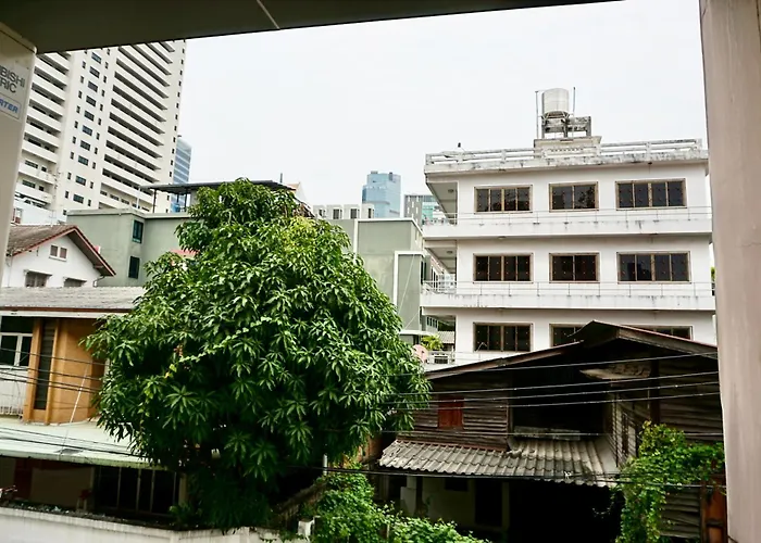 Sathon 15 Close To Bts Skytrain St Louis & Surasak Apartamento