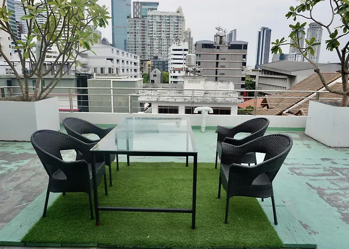 Sathon 15 Close To Bts Skytrain St Louis & Surasak