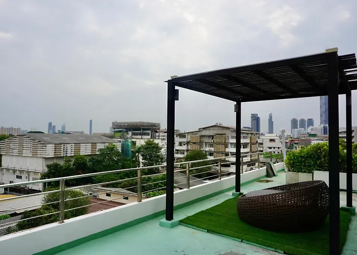 Sathon 15 Close To Bts Skytrain St Louis & Surasak Apartamento *